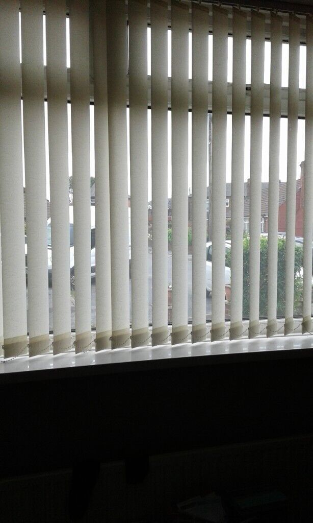 Only 2 left new vertical blinds 69 inches wide. & 45 inches drop £16