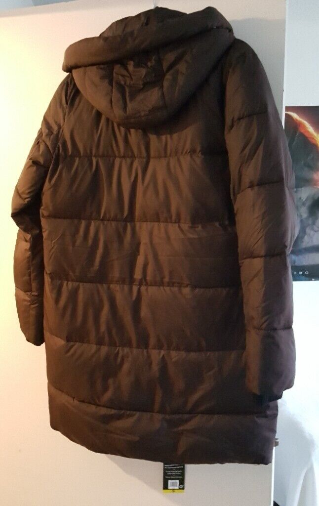 New with tag Water resistant coca coat size S