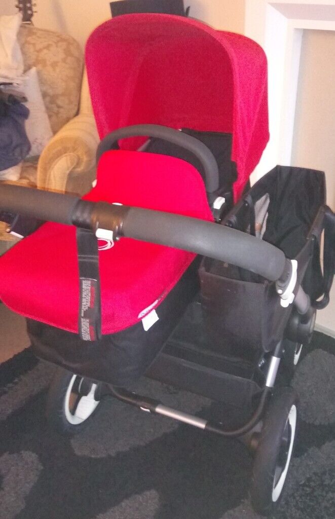REDUCED Bugaboo Donkey Red/Black Carrycot and 2 Seat Units 