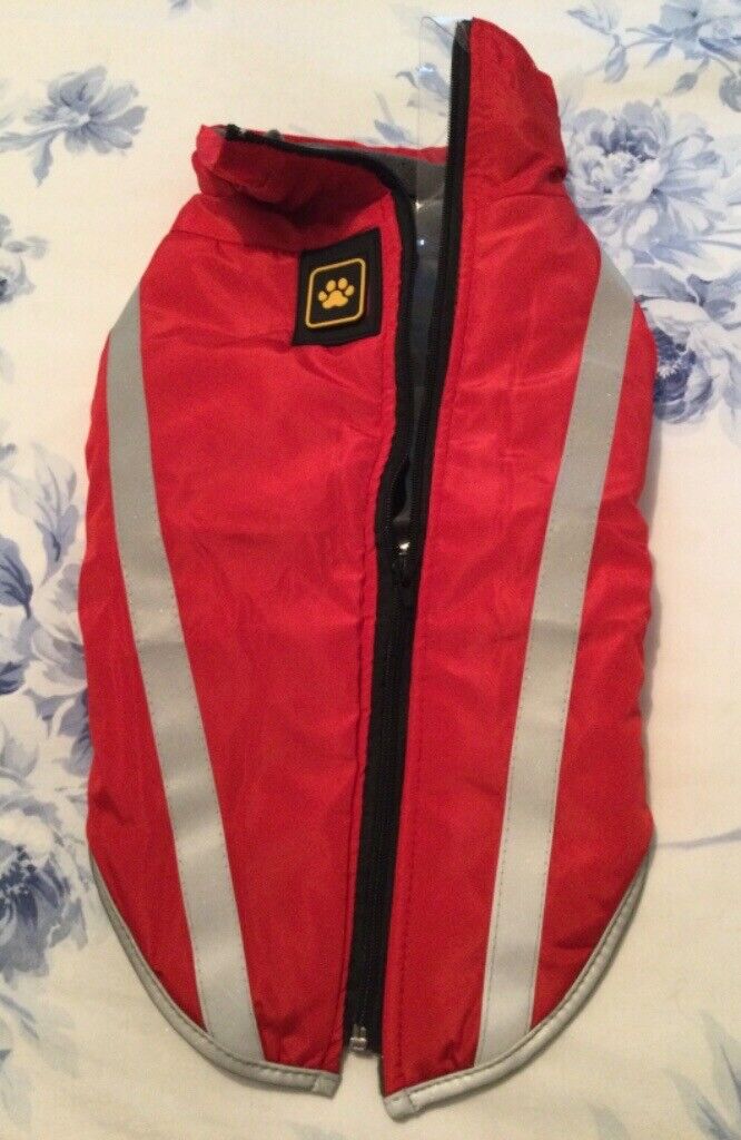 BRAND NEW & PACKAGED D0GCOAT