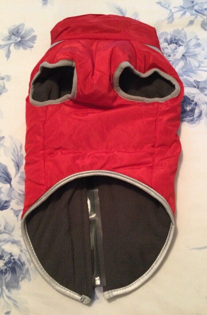 BRAND NEW & PACKAGED D0GCOAT