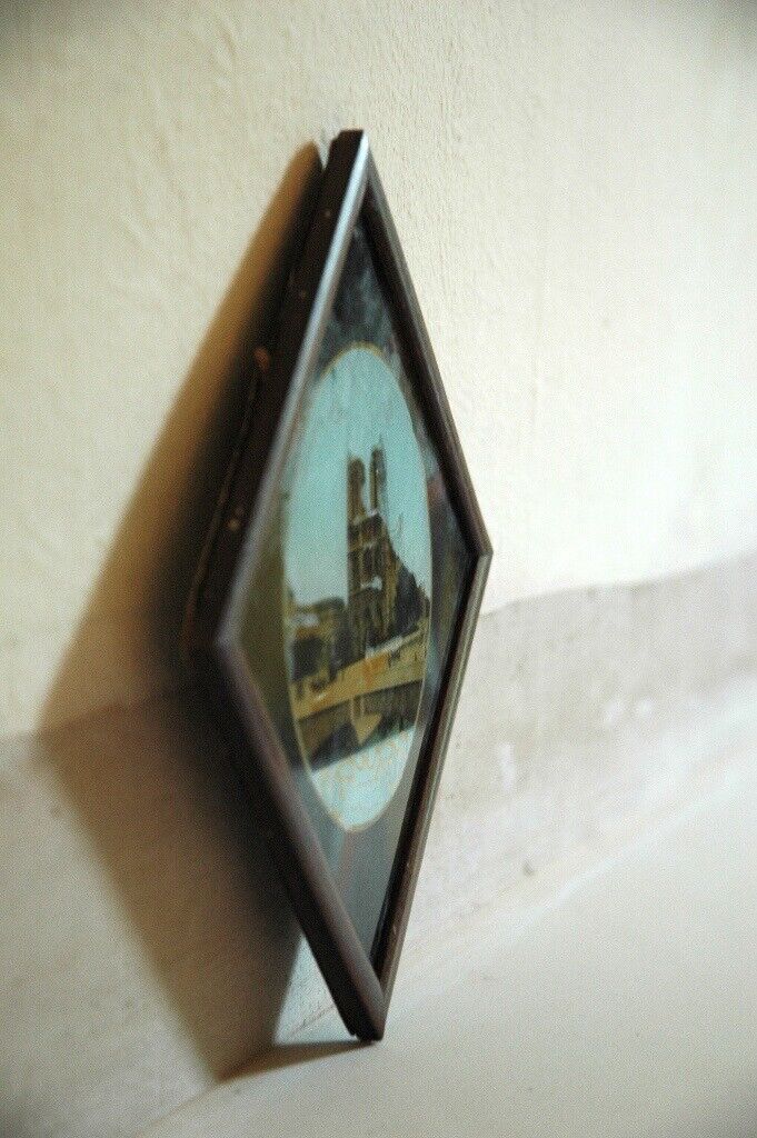 ANTIQUE NOTRE DAME PICTURE circa 1910. Souvenir of Paris. 20th century French made.