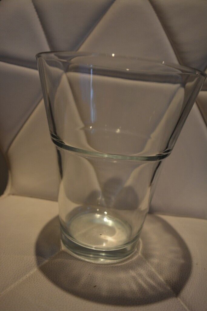 image for NEW GLASS CLEAR VASE