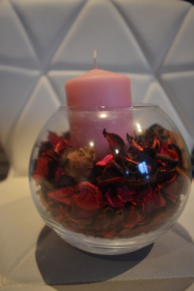 image for FISHBOWL WITH POT POURRI AND CANDLE