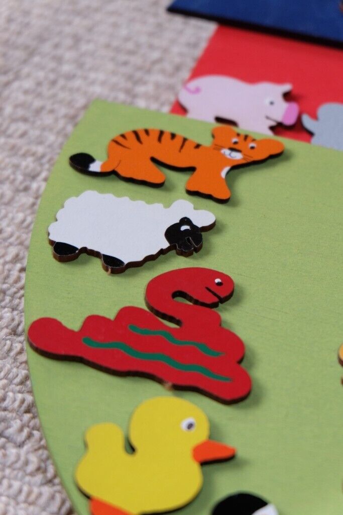 Little Timbers Noah's Ark Handmade Wooden Wall Clock - Mint condition