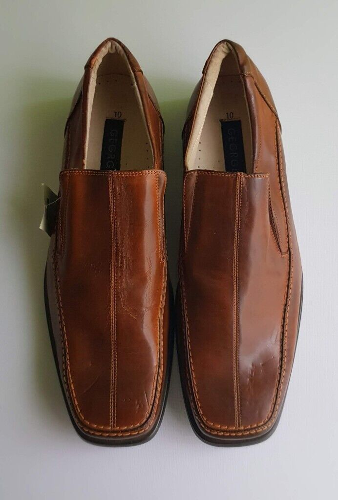 Mens Shoes Size 10UK / 44 EUR - Brown - New with Tags