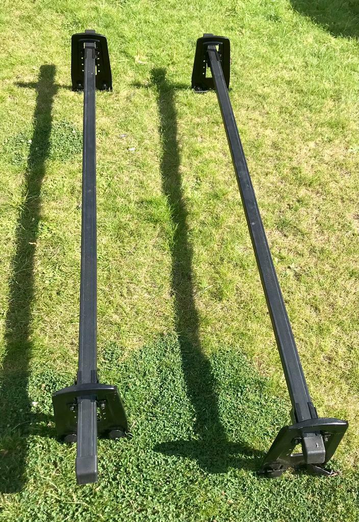 190cms roof bars x4 & foot pack x 2 suits vans with gutters / VW T2