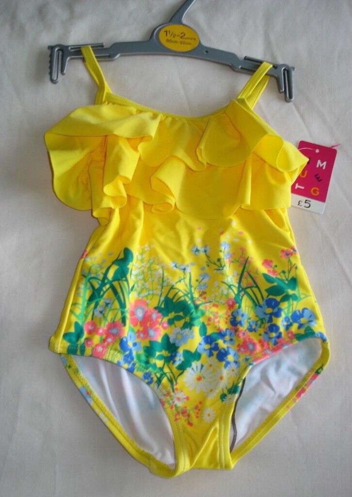 image for Brand New Girl's Swimming Costume, Buoyant Aid, 2 Arm Bands & Goggles