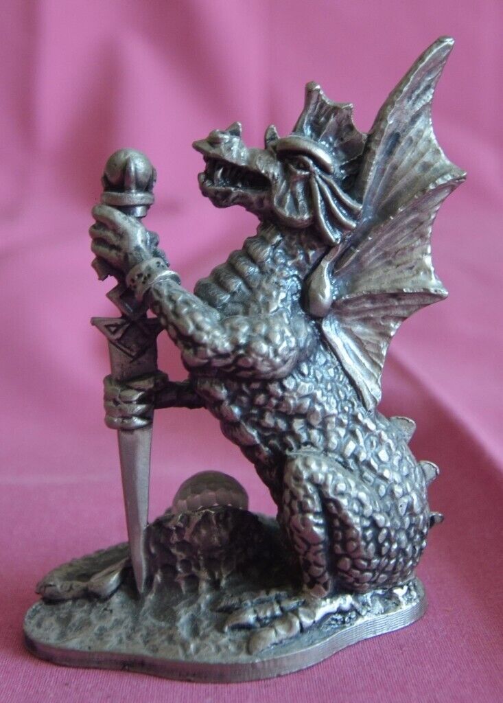 MYTH AND MAGIC THE REGAL DRAGON