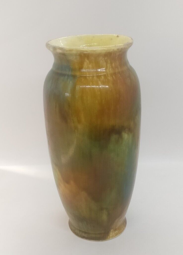 Pretty Art Deco vase