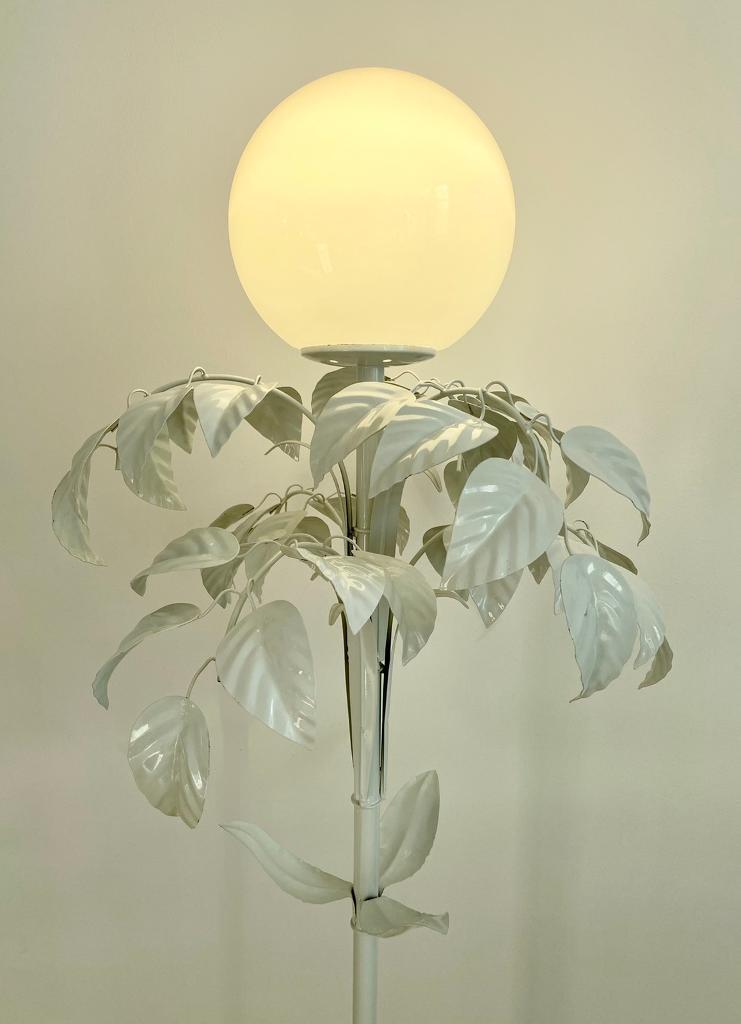 Sergio Terzani Italian 1970’s White Leaf Floor Lamp Glass Globe Light