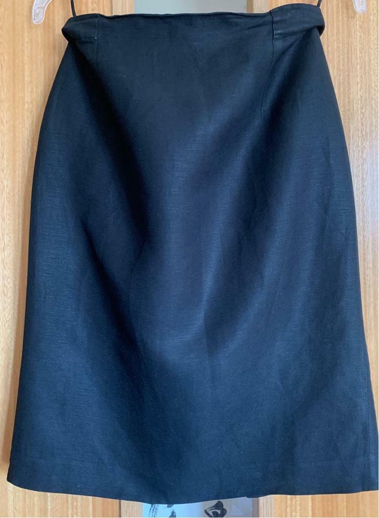 image for MARELLA MADE IN ITALY SKIRT SIZE 10