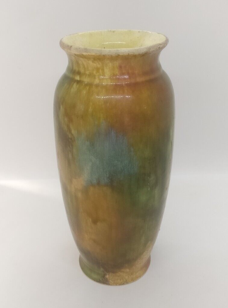 Pretty Art Deco vase