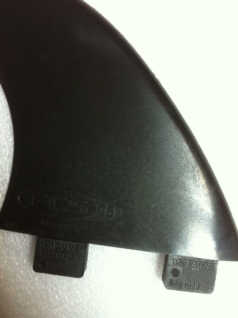 Surfboard Fins FCS Set of 3 black or white surf fin. Singles & Quads also available