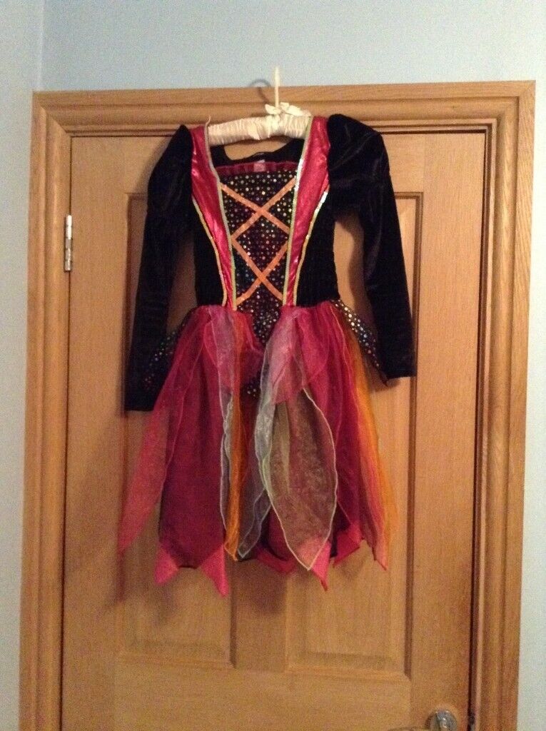 Witch children’s dressing up witch dress age 10-11 years, VG condition