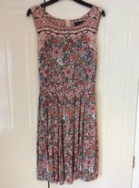 Dorothy Perkins size 16 Fit & Flare dress. Used to do modelling 