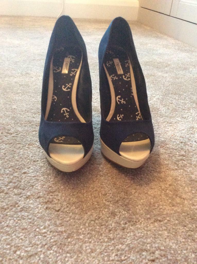 Ladies shoes