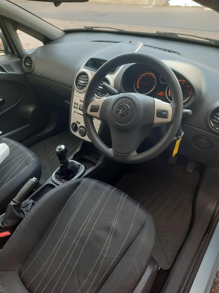 2007 Vauxhall Corsa 1.2i 16V Club 3dr [AC] HATCHBACK Petrol Manual