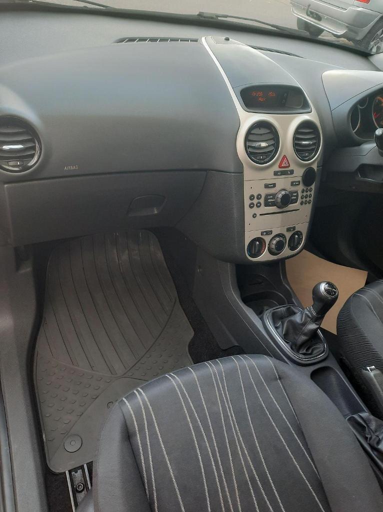 2007 Vauxhall Corsa 1.2i 16V Club 3dr [AC] HATCHBACK Petrol Manual
