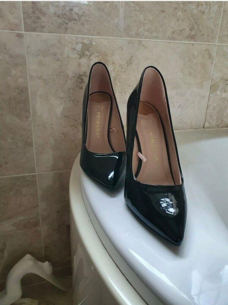 image for Ladies/older girls black pointed heels from Primark. 