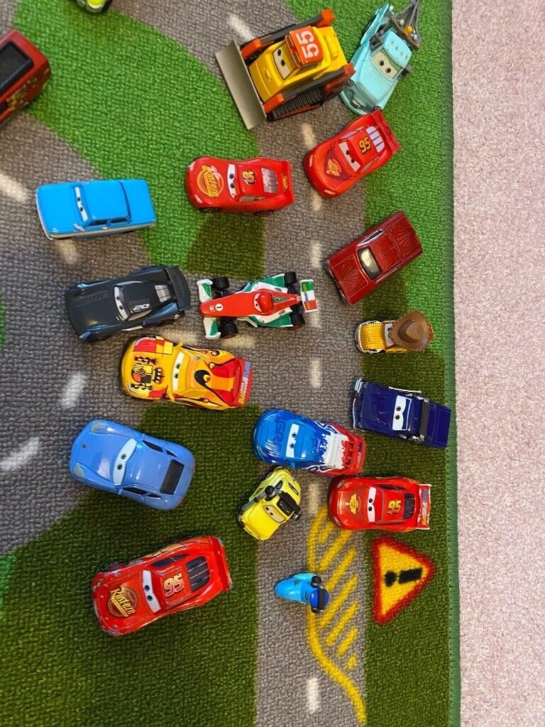 Toy car bundle hot wheels cars with toy Matt and car carry csse