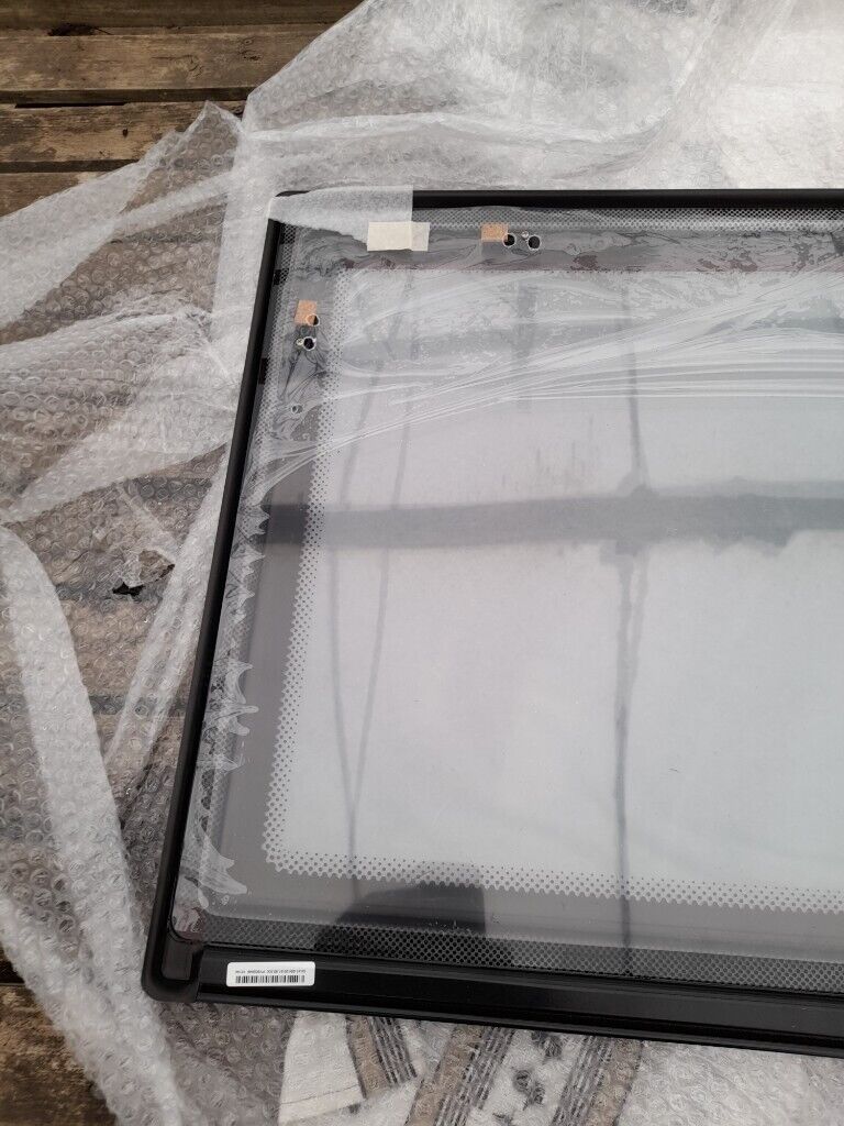 2018 coachman caravan side window 