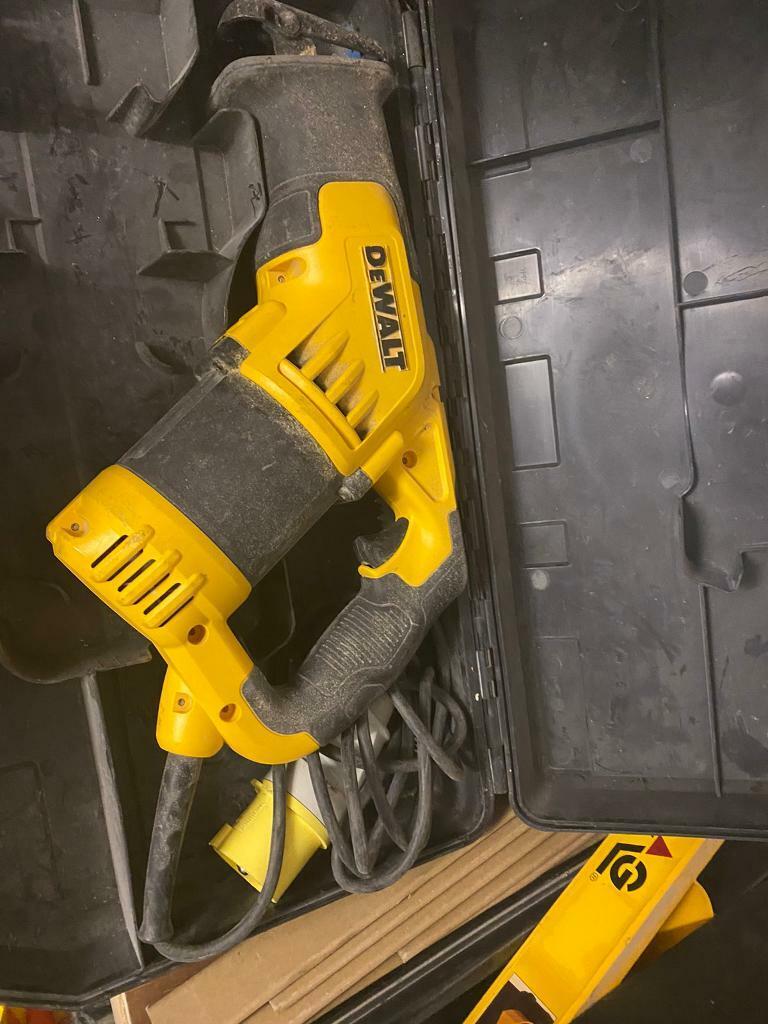image for DeWalt DWE357K Compact Reciprocating Saw 