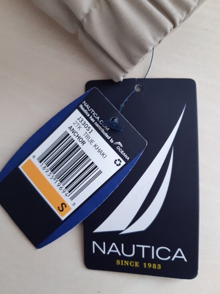 MENS QUALITY `NAUTICA` BRAND ZIPPED JACKET, NEW NEVER WORN