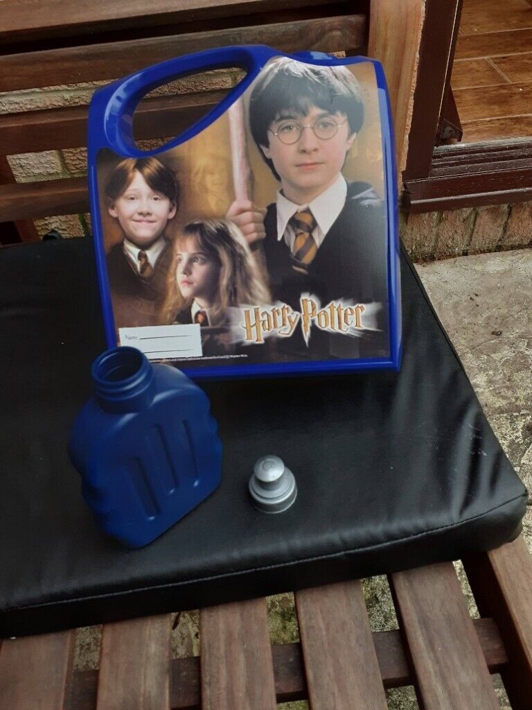 New vintage Harry Potter Lunch Box with Bottle