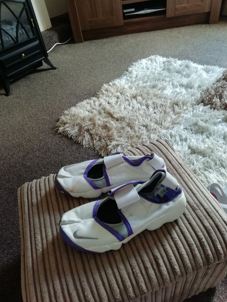 image for Nike Air trainers white and purple 
