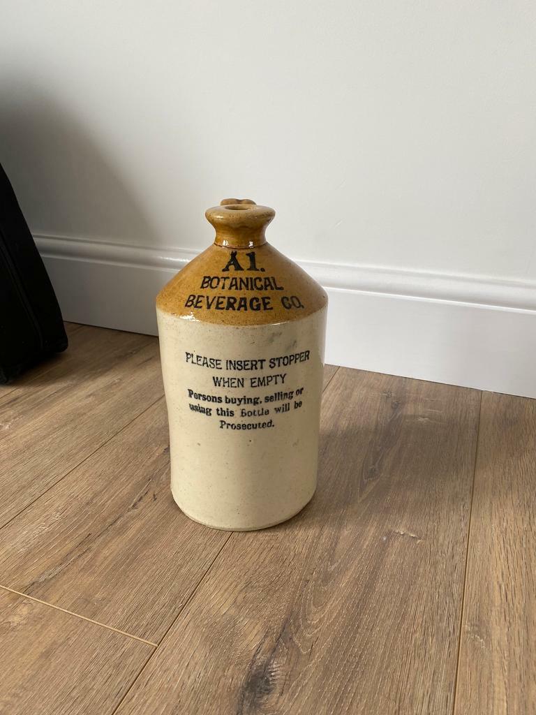 A1 botanical beverages stoneware flagon