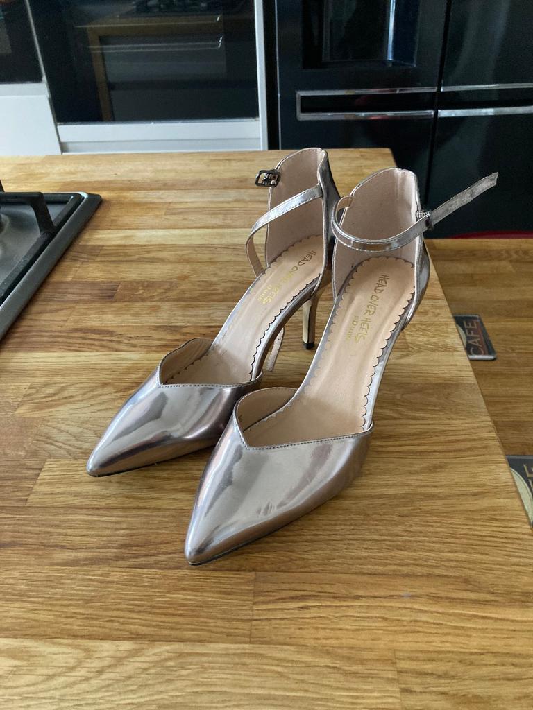 Head over heels by Dune ladies shoes size 5 new