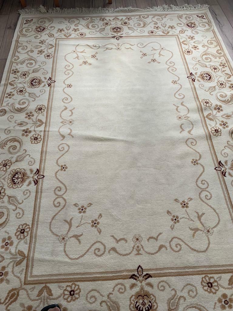 %100 wool handmade rug/carpet 