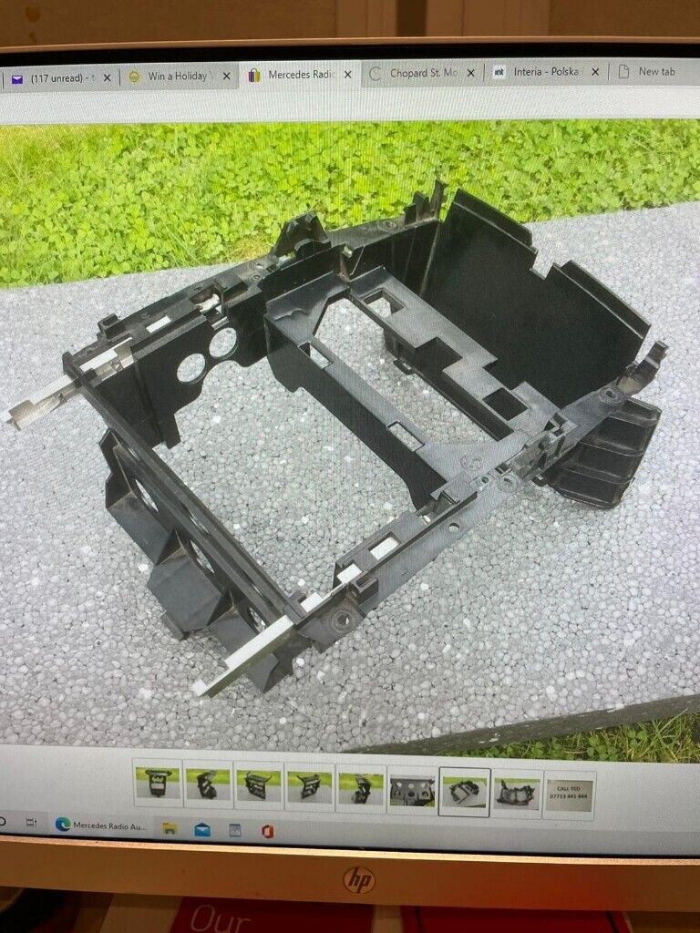 Mercedes ML 350 & GL Radio & Audio Support  Bracket Trim