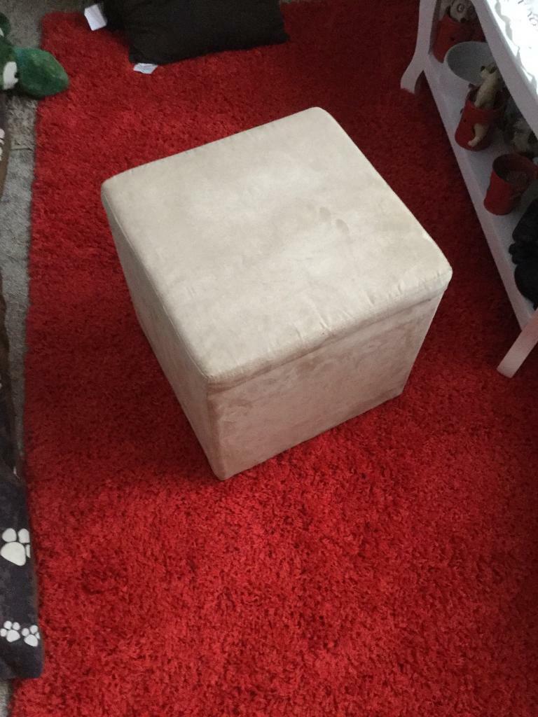 image for Cream storage poufe.