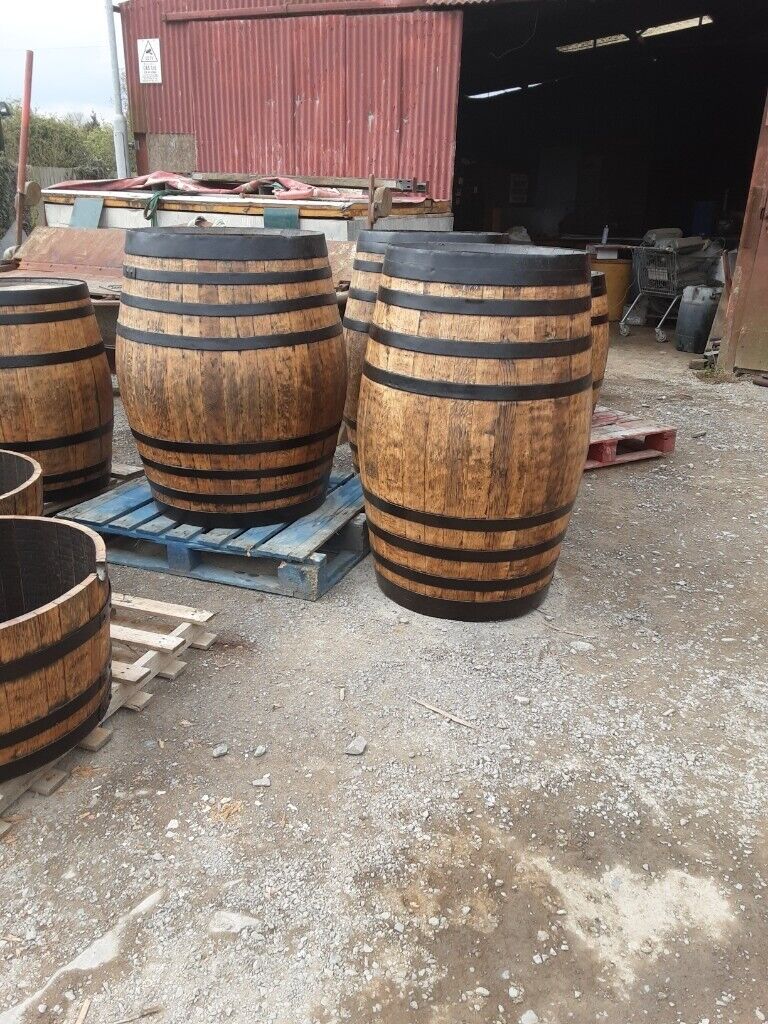 Oak Whiskey Barrels 