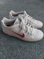 Nike Trainers Size 5