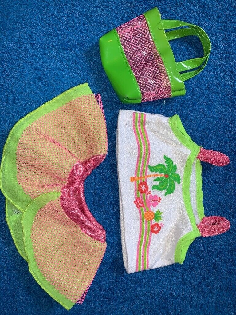The Bear Factory Summer Outfit and Bag IP1