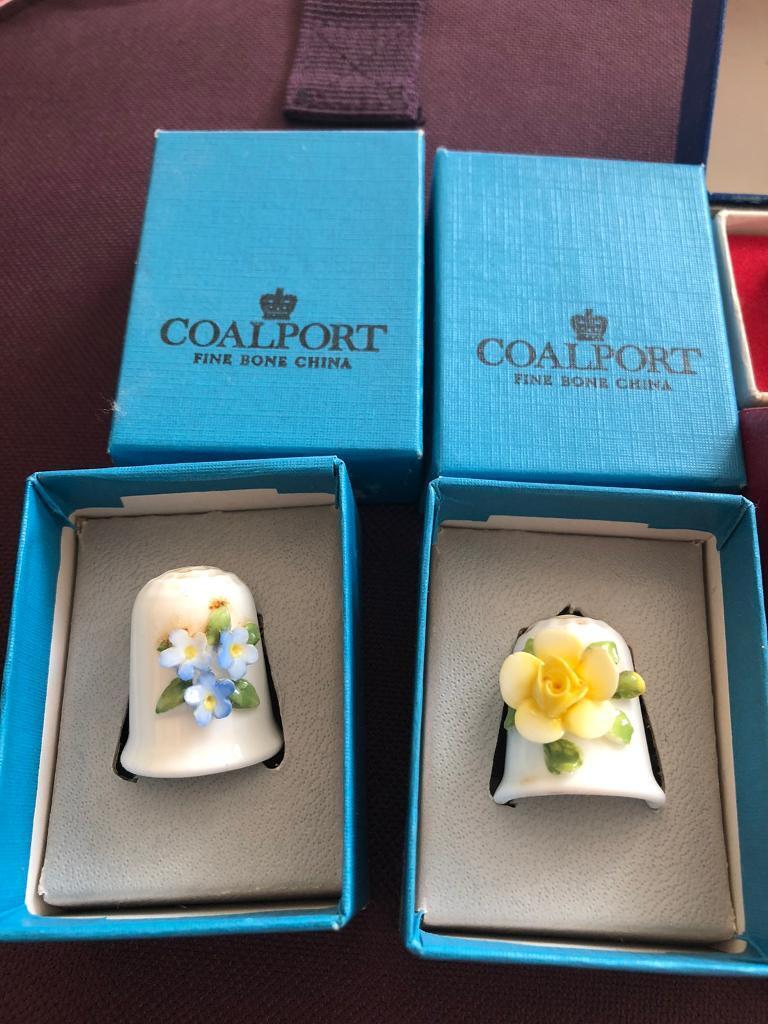 Collection of thimbles in excellent condition 