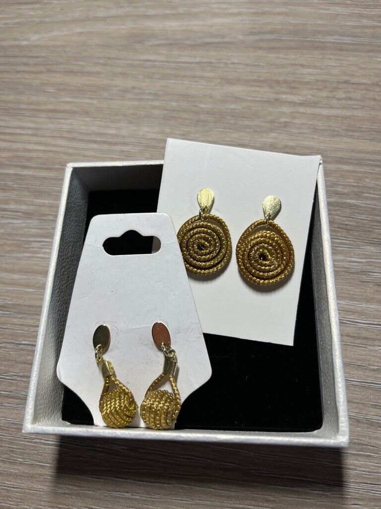 image for 2 PAIRS of BRAZILIAN CAPIM GOLDEN GRASS NATURAL GOLD PLANT EARRINGS - Brand New