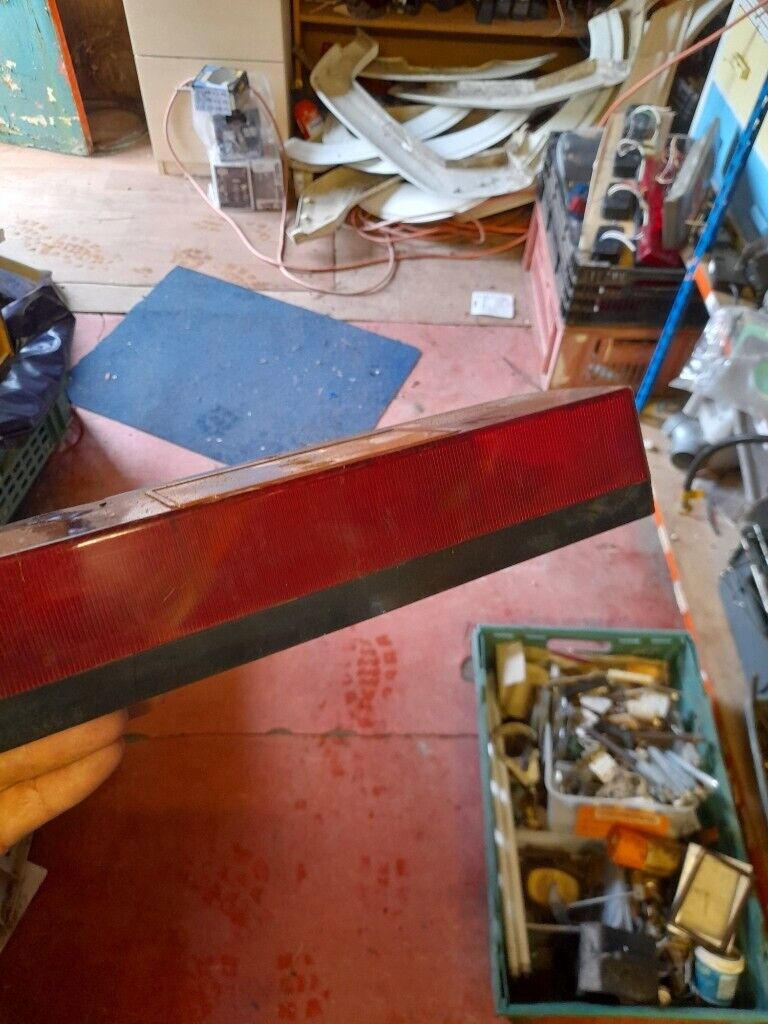 80s 90s caravan rear light 