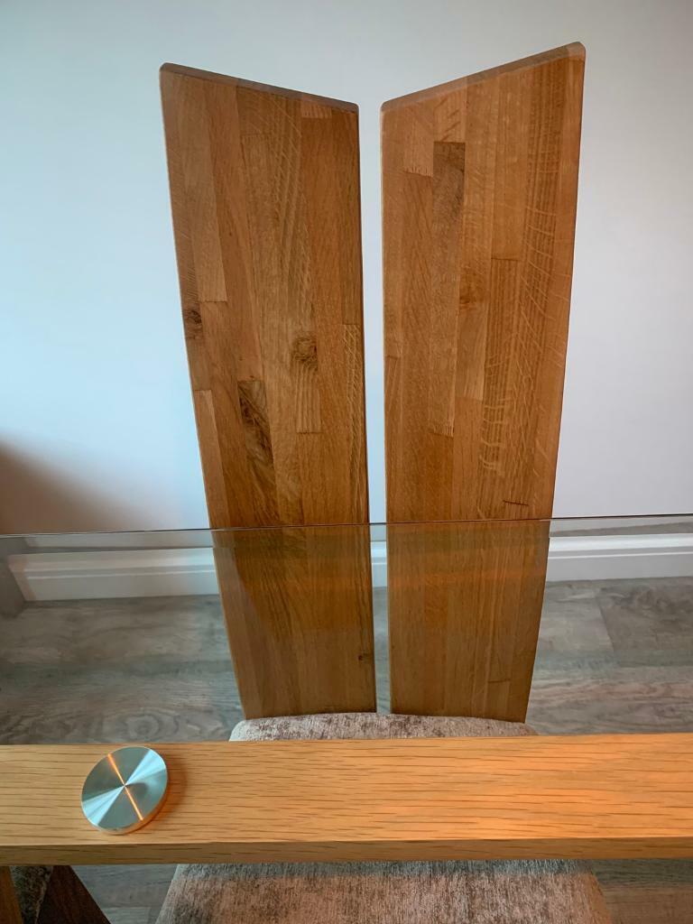 Dining Table & Chairs