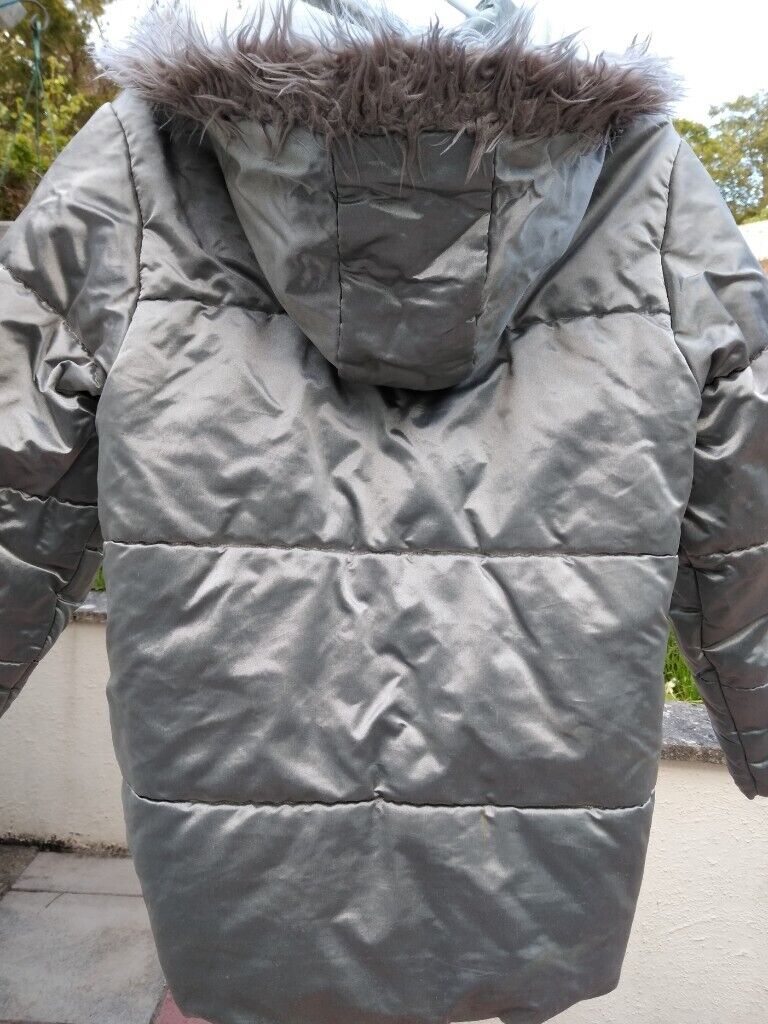 NEXT Luxurious Padded Jacket Age 9-10, Silver (reflective). AS NEW