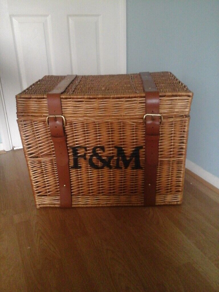 image for Large Fortnum & Masons Wicker Basket/ Coffee Table.