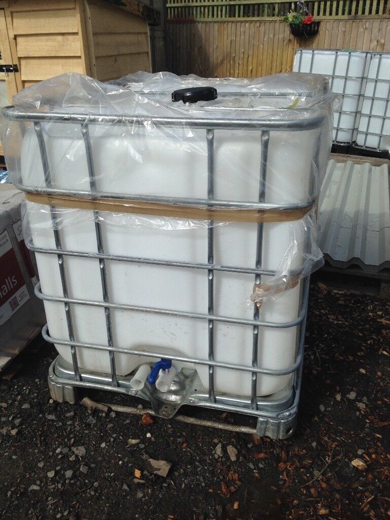 1000 litre IBC Water/Storage tanks