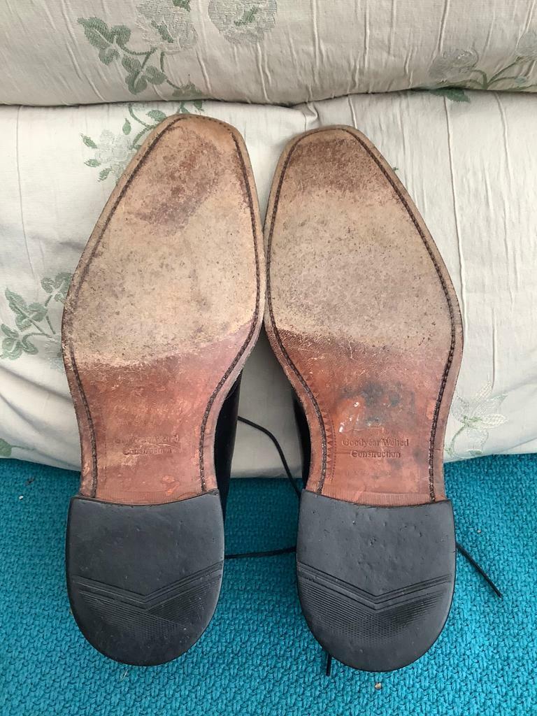 Design Loake Men Leather Black Colour Shoes Size UK 7