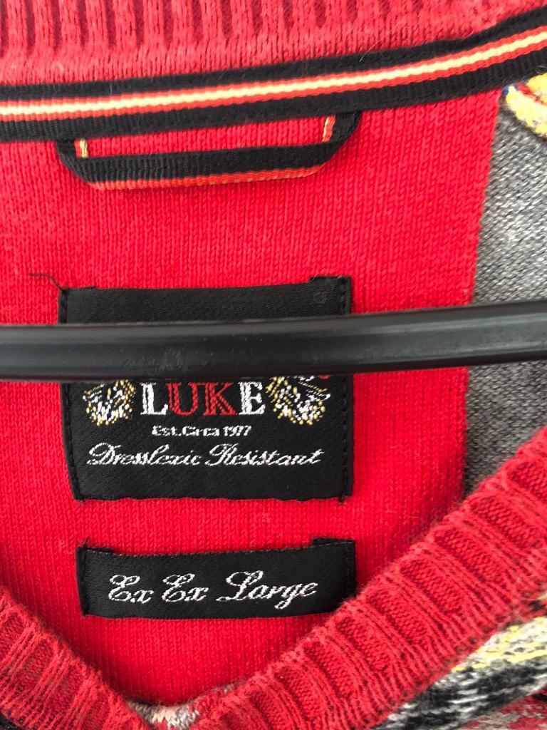 Luke jumper size extra large 