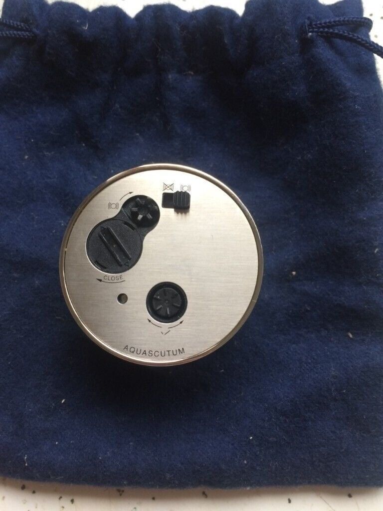 AQUASCUTUM silver desk clock in leather case- Wimbledon collectable
