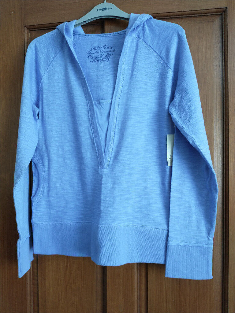 image for HOODED TOP. SIZE 12. SOFT COTTON. NEW, STILL TAGGED.