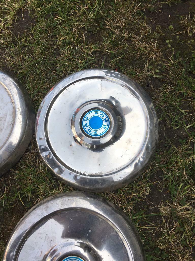 Wheel trims